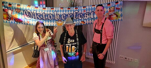 Jata2023_Party_Oktoberfest_PeterBöttcher_F0B1973A-E862-44E5-A76B-D64CC93B9BCF_bearbeitet.jpeg 