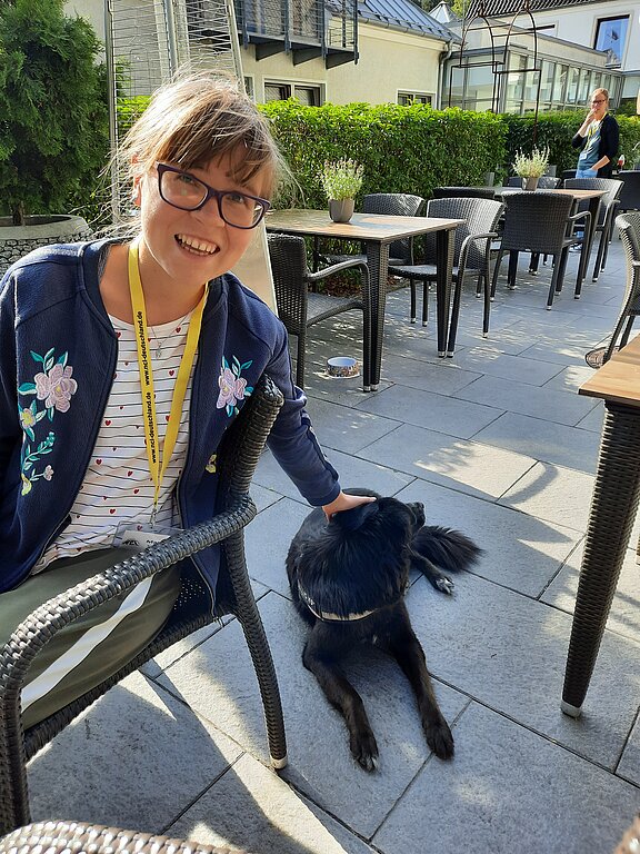 JATA2022_MathildaKonopatzki_Hund_20220903_102343_Marie.jpg 
