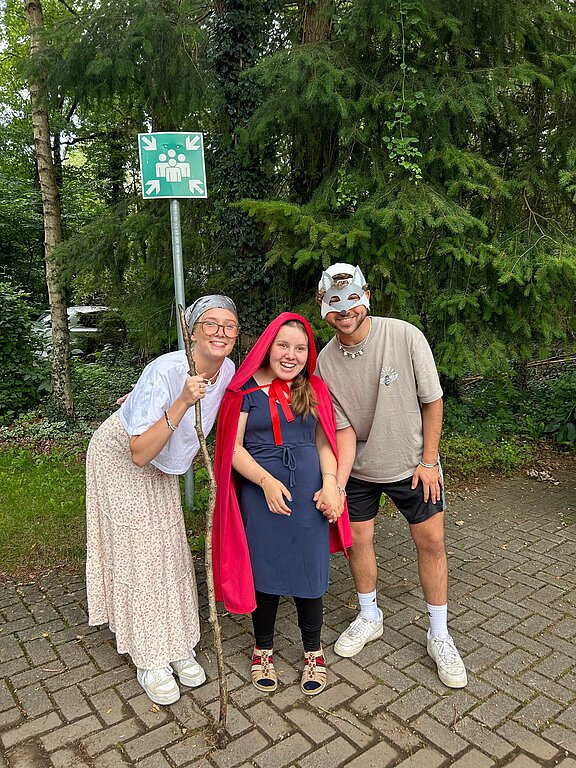 SommerGU2024_Wulsbüttel_Verkleidung_SarahMarquard.jpg